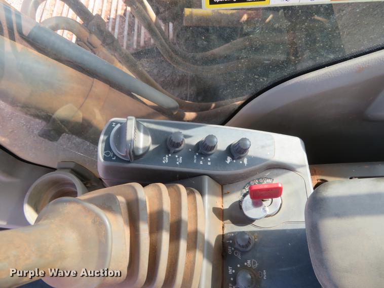 image for item DE6421 2007 John Deere 350D LC excavator