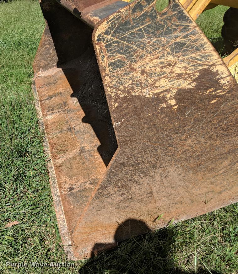 image for item DF1255 2007 Komatsu WB146-5 backhoe