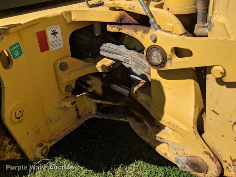 image for item DF1255 2007 Komatsu WB146-5 backhoe