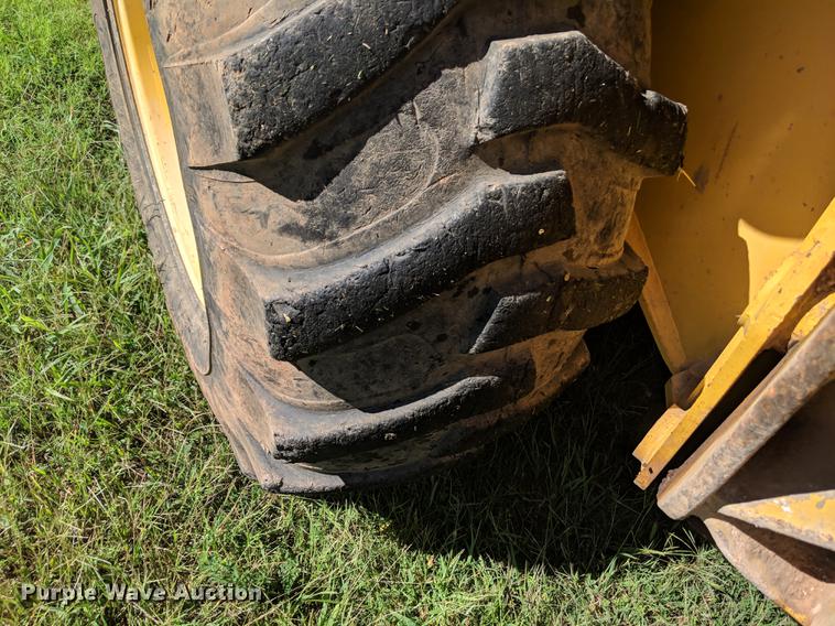 image for item DF1255 2007 Komatsu WB146-5 backhoe