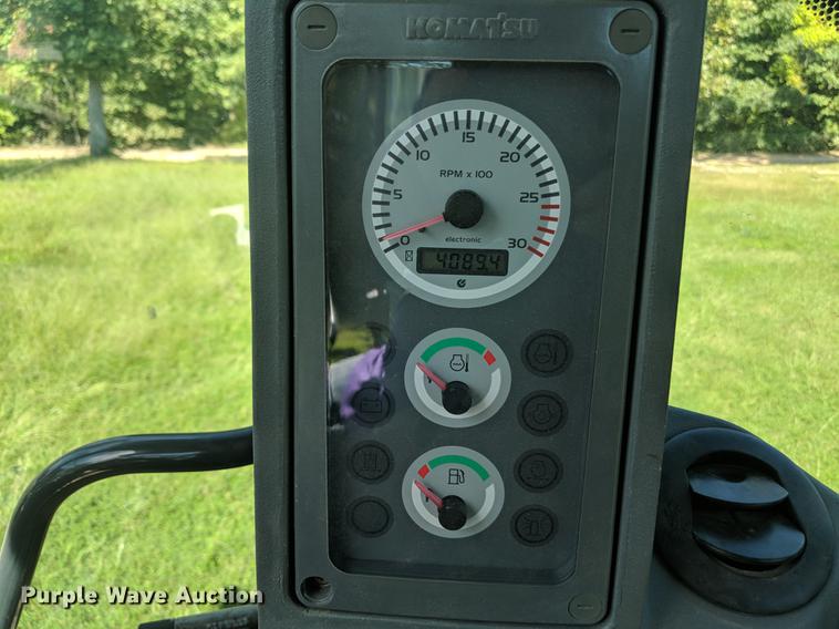 image for item DF1255 2007 Komatsu WB146-5 backhoe