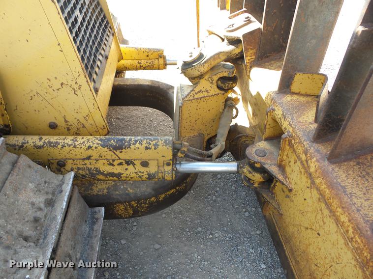 image for item DF1258 1994 John Deere 650G TC dozer