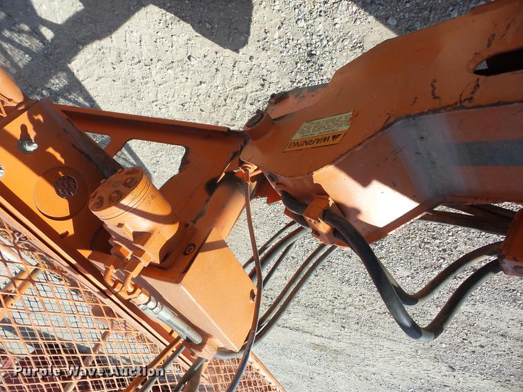 image for item DF1259 1996 JLG 60H boom lift