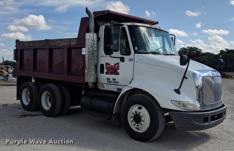 image for item DF1262 2006 International 8600 dump truck