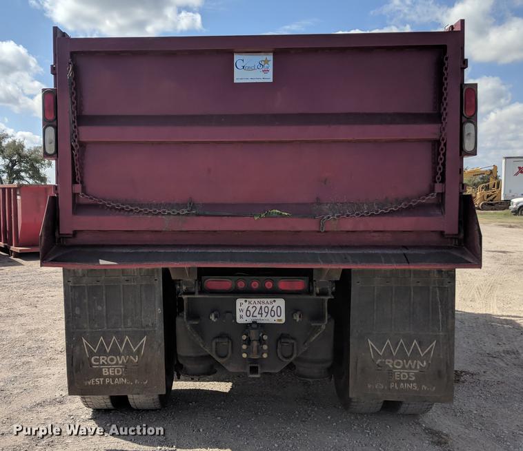 image for item DF1262 2006 International 8600 dump truck