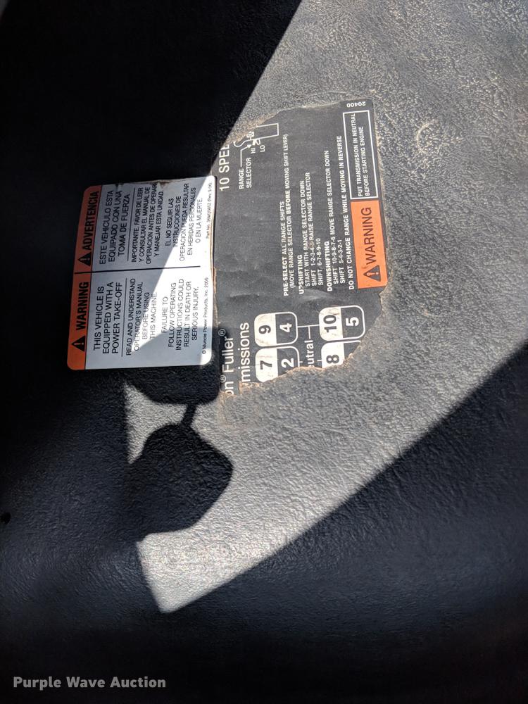 image for item DF1262 2006 International 8600 dump truck