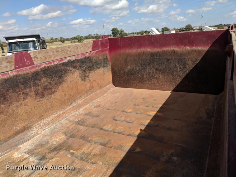 image for item DF1262 2006 International 8600 dump truck