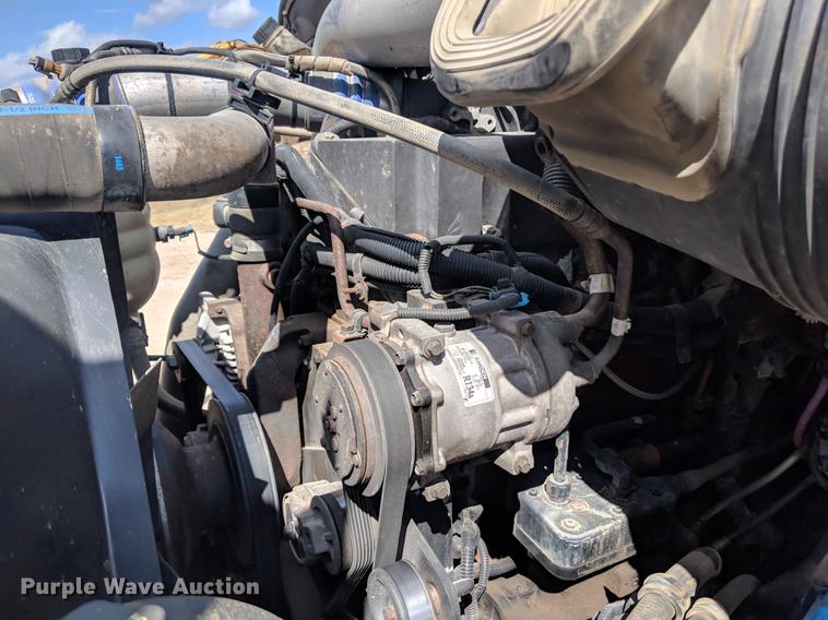 image for item DF1262 2006 International 8600 dump truck