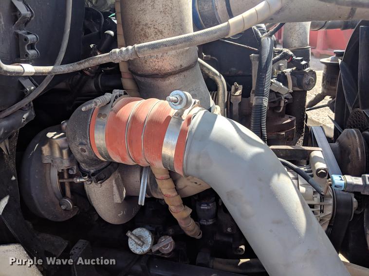 image for item DF1262 2006 International 8600 dump truck