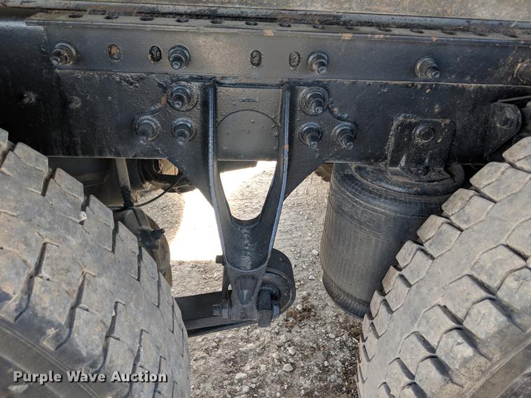 image for item DF1262 2006 International 8600 dump truck