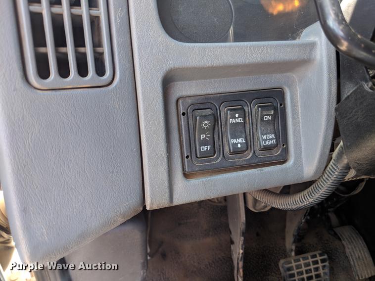 image for item DF1262 2006 International 8600 dump truck