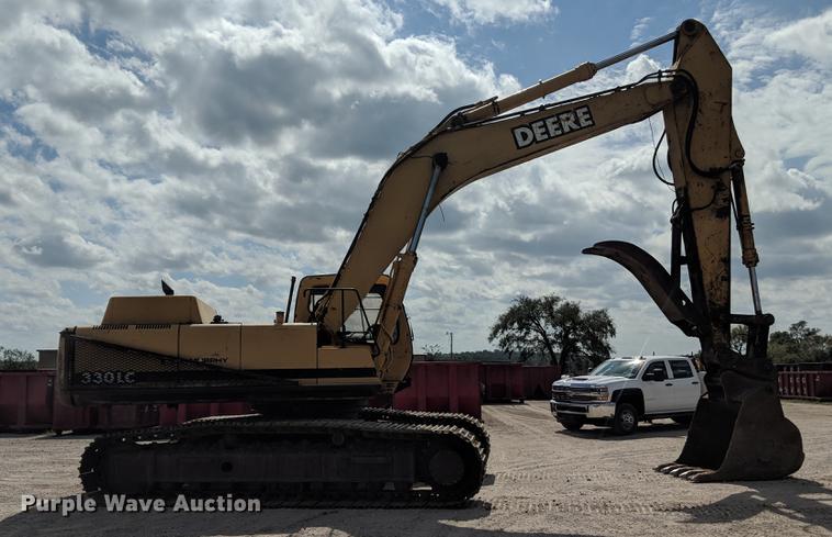 image for item DF1263 1999 John Deere 330 LC excavator