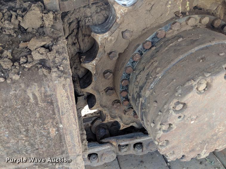 image for item DF1263 1999 John Deere 330 LC excavator