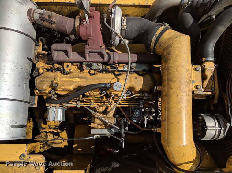 image for item DF1263 1999 John Deere 330 LC excavator