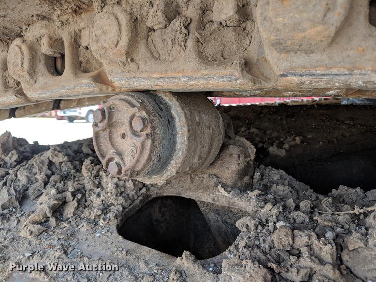 image for item DF1263 1999 John Deere 330 LC excavator