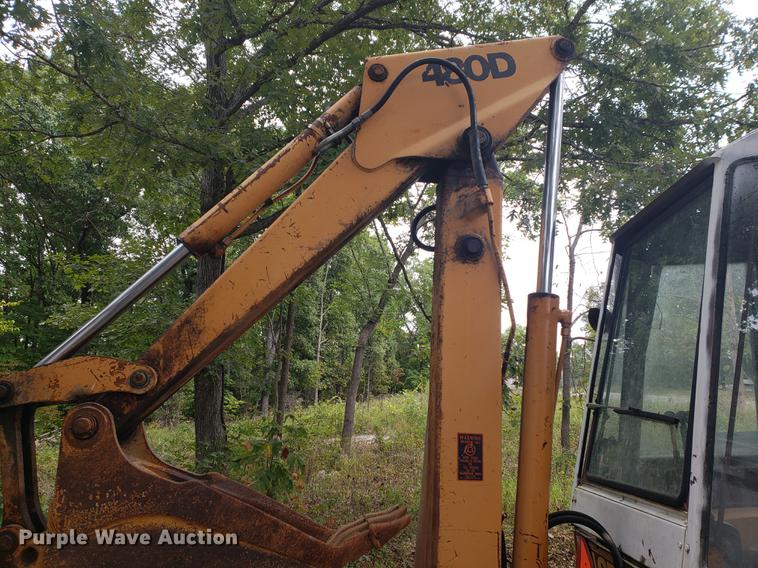 image for item DF2440 Case 480D backhoe