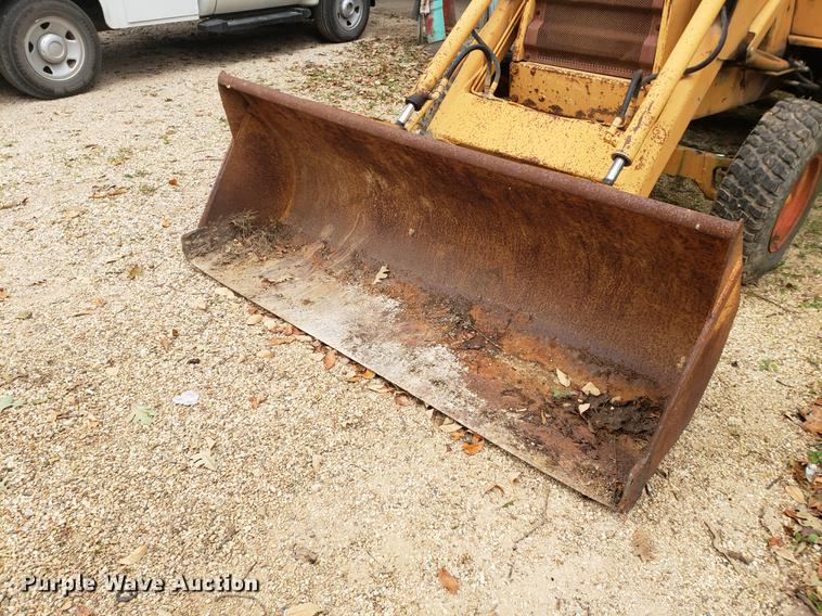 image for item DF2440 Case 480D backhoe