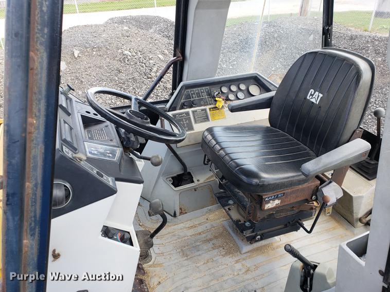 image for item DF2448 1994 Caterpillar 416B backhoe