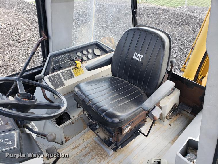 image for item DF2448 1994 Caterpillar 416B backhoe