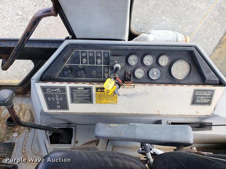 image for item DF2448 1994 Caterpillar 416B backhoe