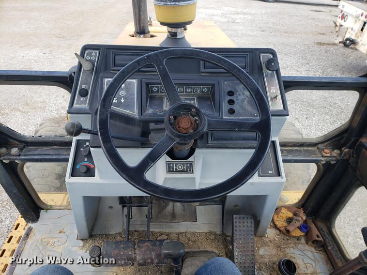 image for item DF2448 1994 Caterpillar 416B backhoe
