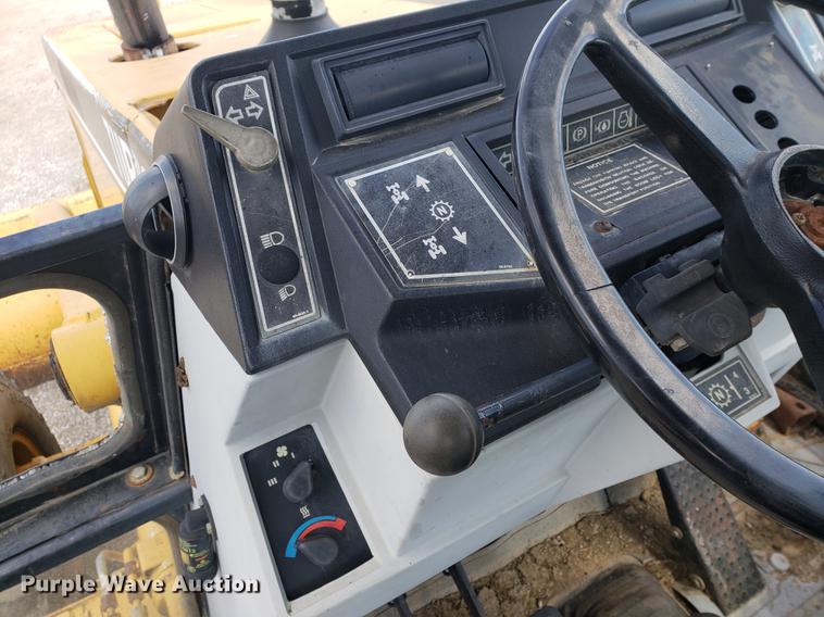 image for item DF2448 1994 Caterpillar 416B backhoe