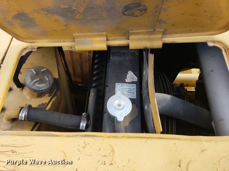 image for item DF2448 1994 Caterpillar 416B backhoe