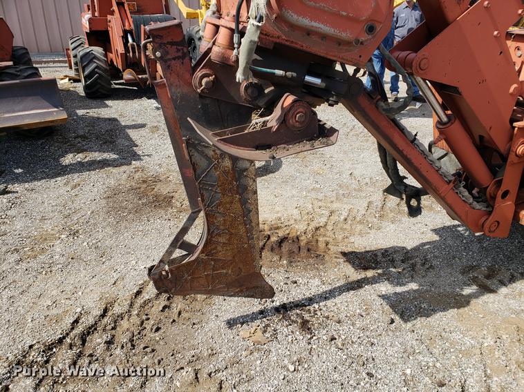 image for item DF2450 1996 Ditch Witch 8020 cable plow
