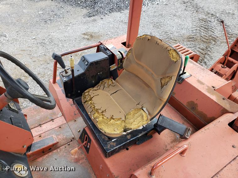 image for item DF2450 1996 Ditch Witch 8020 cable plow