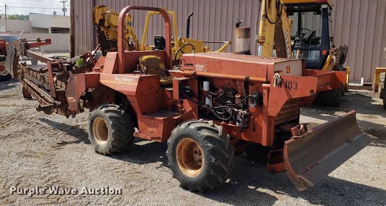 image for item DF2452 1985 Ditch Witch 6510 trencher