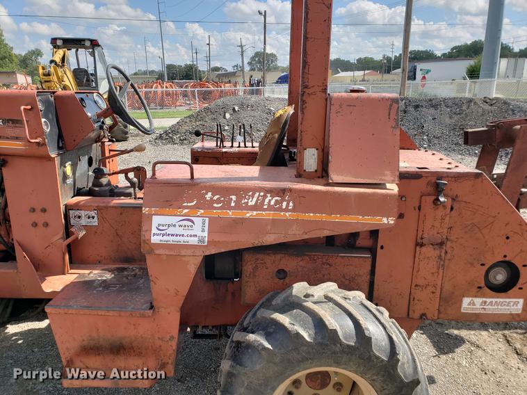 image for item DF2452 1985 Ditch Witch 6510 trencher