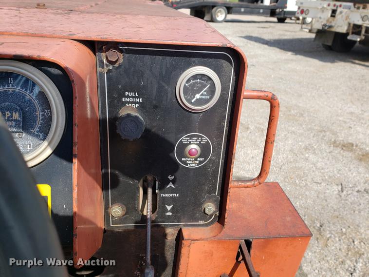image for item DF2452 1985 Ditch Witch 6510 trencher