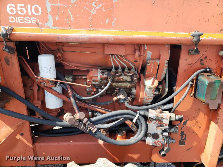 image for item DF2452 1985 Ditch Witch 6510 trencher