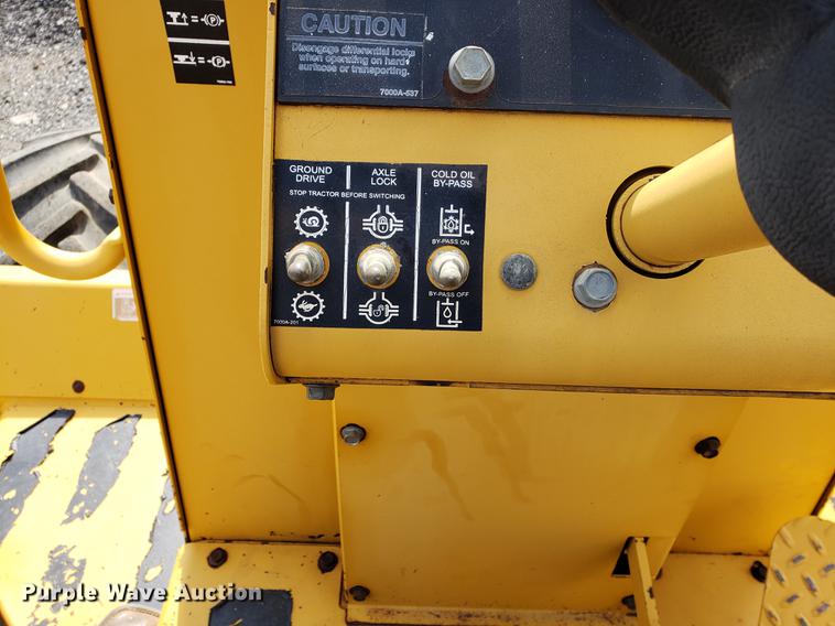 image for item DF2454 Vermeer V8550 vibratory cable plow