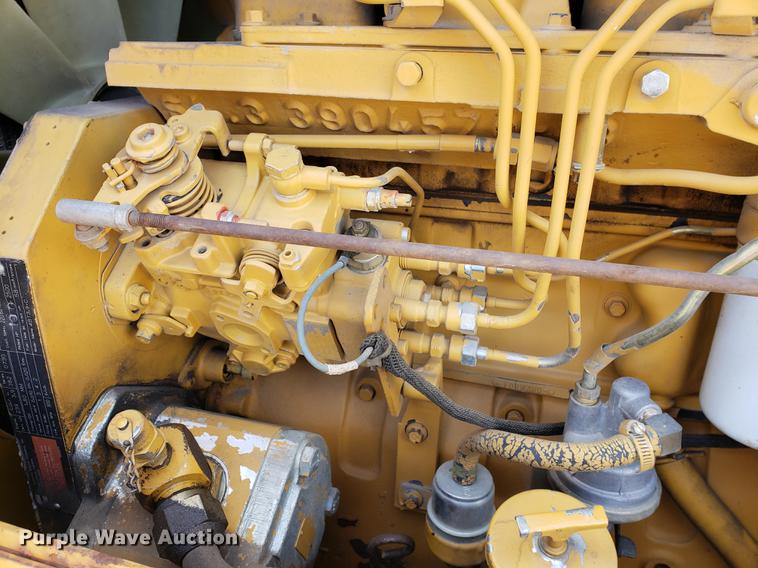 image for item DF2454 Vermeer V8550 vibratory cable plow