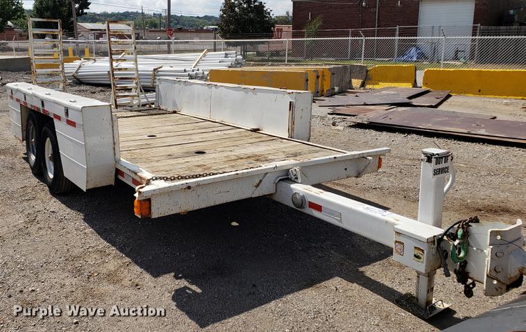 image for item DF2456 1991 Charles Machine Works TP14J equipment trailer