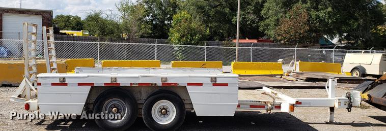 image for item DF2456 1991 Charles Machine Works TP14J equipment trailer