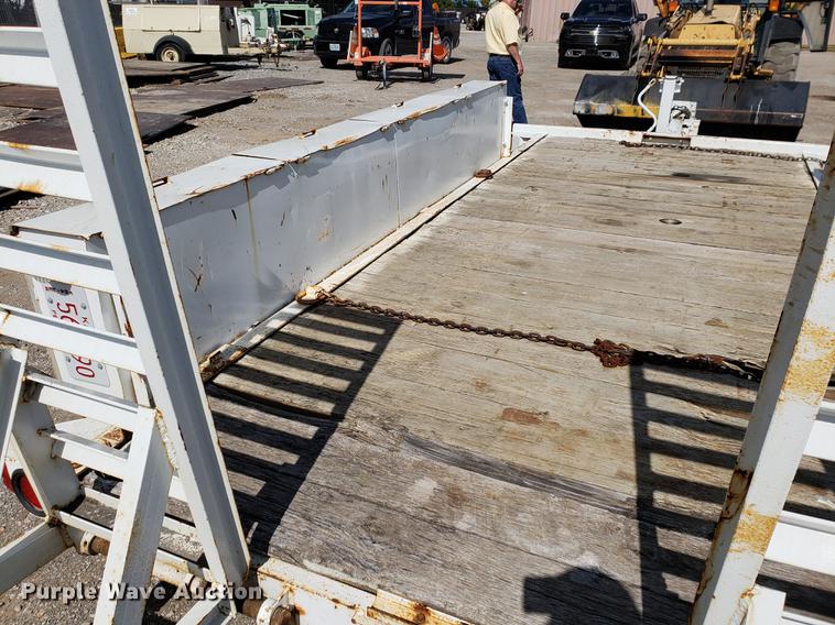 image for item DF2456 1991 Charles Machine Works TP14J equipment trailer