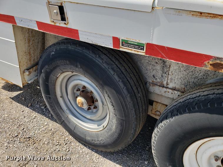 image for item DF2456 1991 Charles Machine Works TP14J equipment trailer