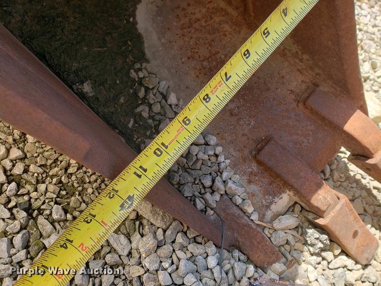 image for item DF2460 (11) buckets