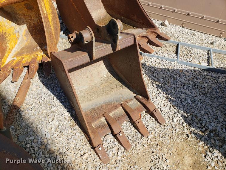 image for item DF2460 (11) buckets