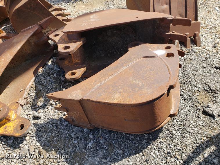 image for item DF2460 (11) buckets