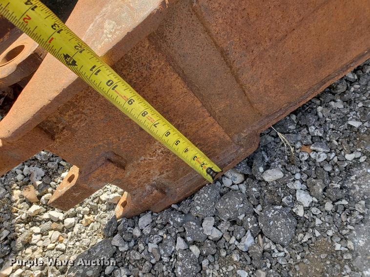 image for item DF2460 (11) buckets