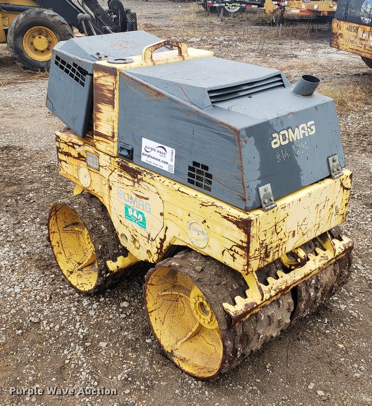image for item DF2463 1997 Bomag BW85T trench compactor