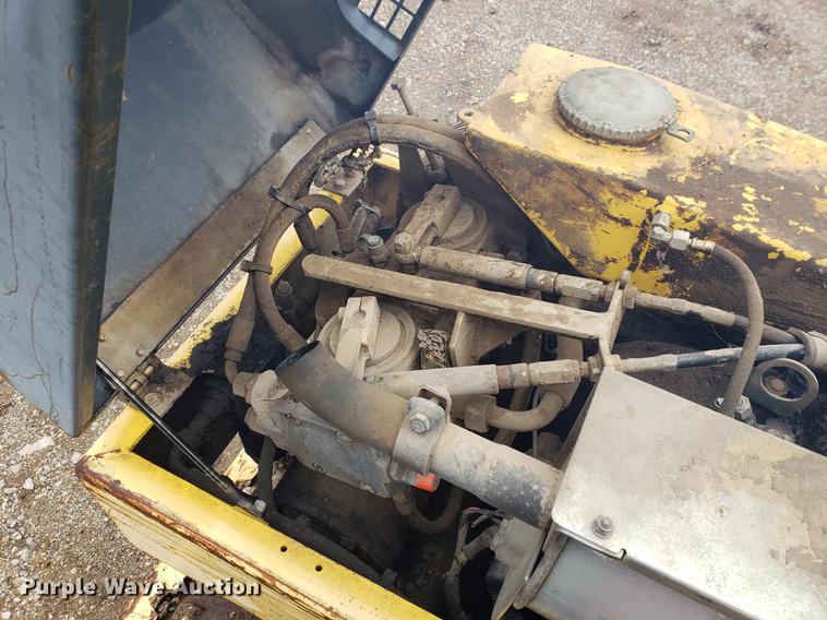 image for item DF2463 1997 Bomag BW85T trench compactor