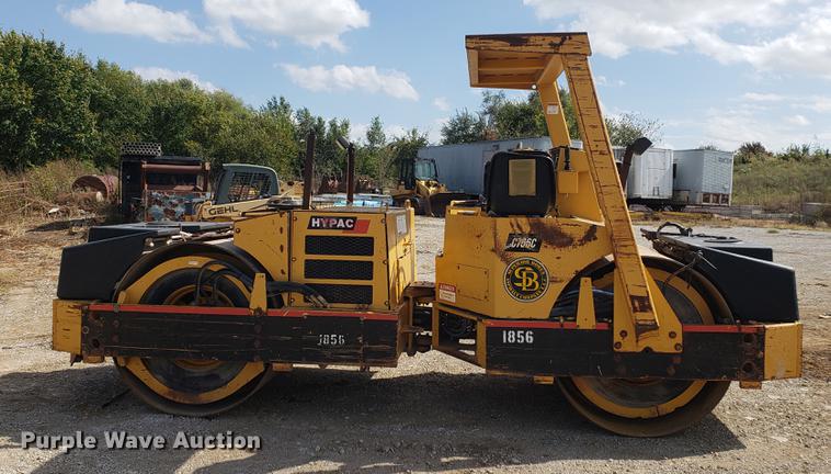 image for item DF2464 Hypac C766C double drum vibratory roller