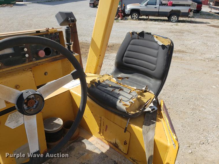 image for item DF2464 Hypac C766C double drum vibratory roller