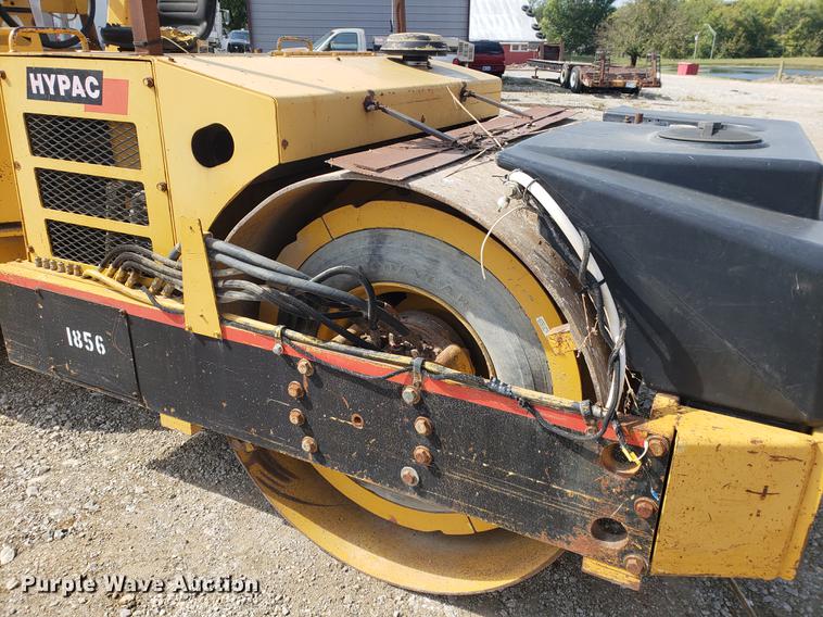 image for item DF2464 Hypac C766C double drum vibratory roller