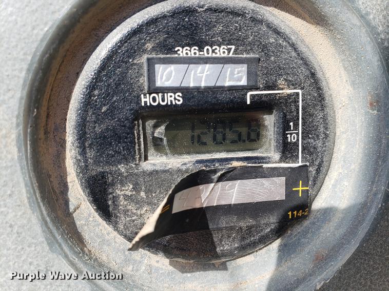 image for item DF2465 2004 Caterpillar 420D IT backhoe