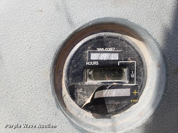 image for item DF2465 2004 Caterpillar 420D IT backhoe